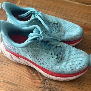 Aqua HOKA one women’s tennis shoes size 6